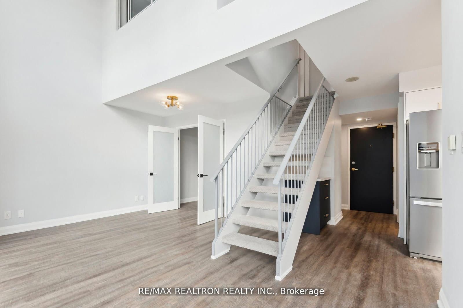 18 Merton Street, Unit 906 thumbnail 17