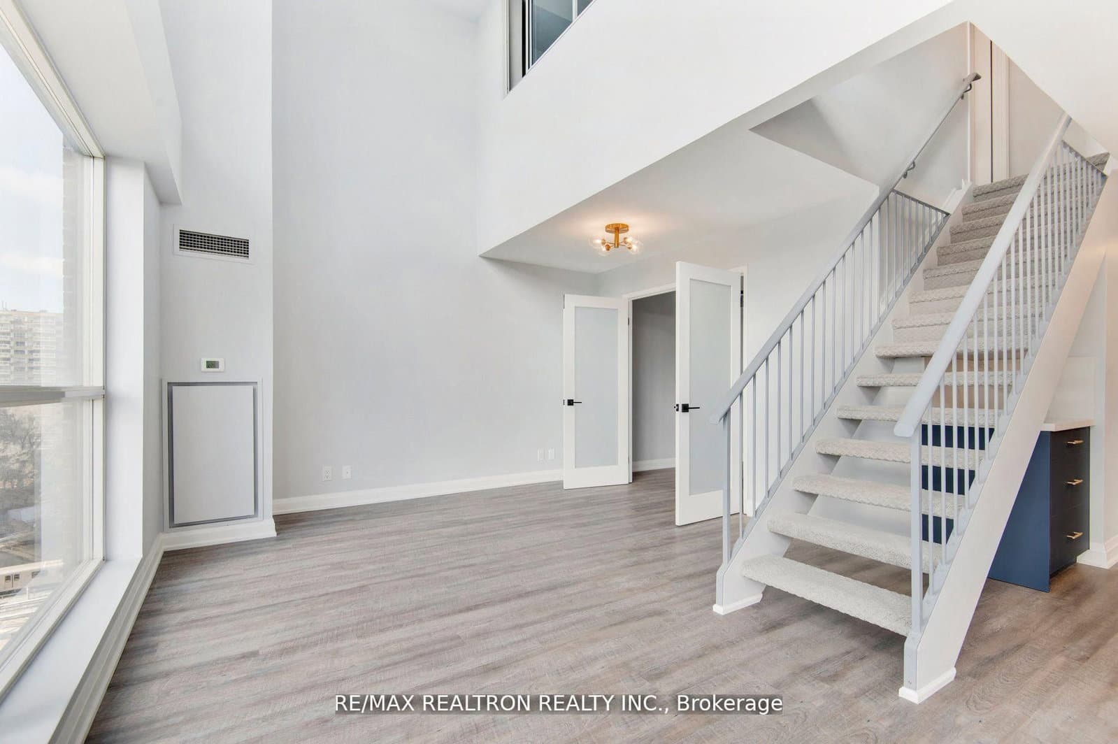 18 Merton Street, Unit 906 thumbnail 18