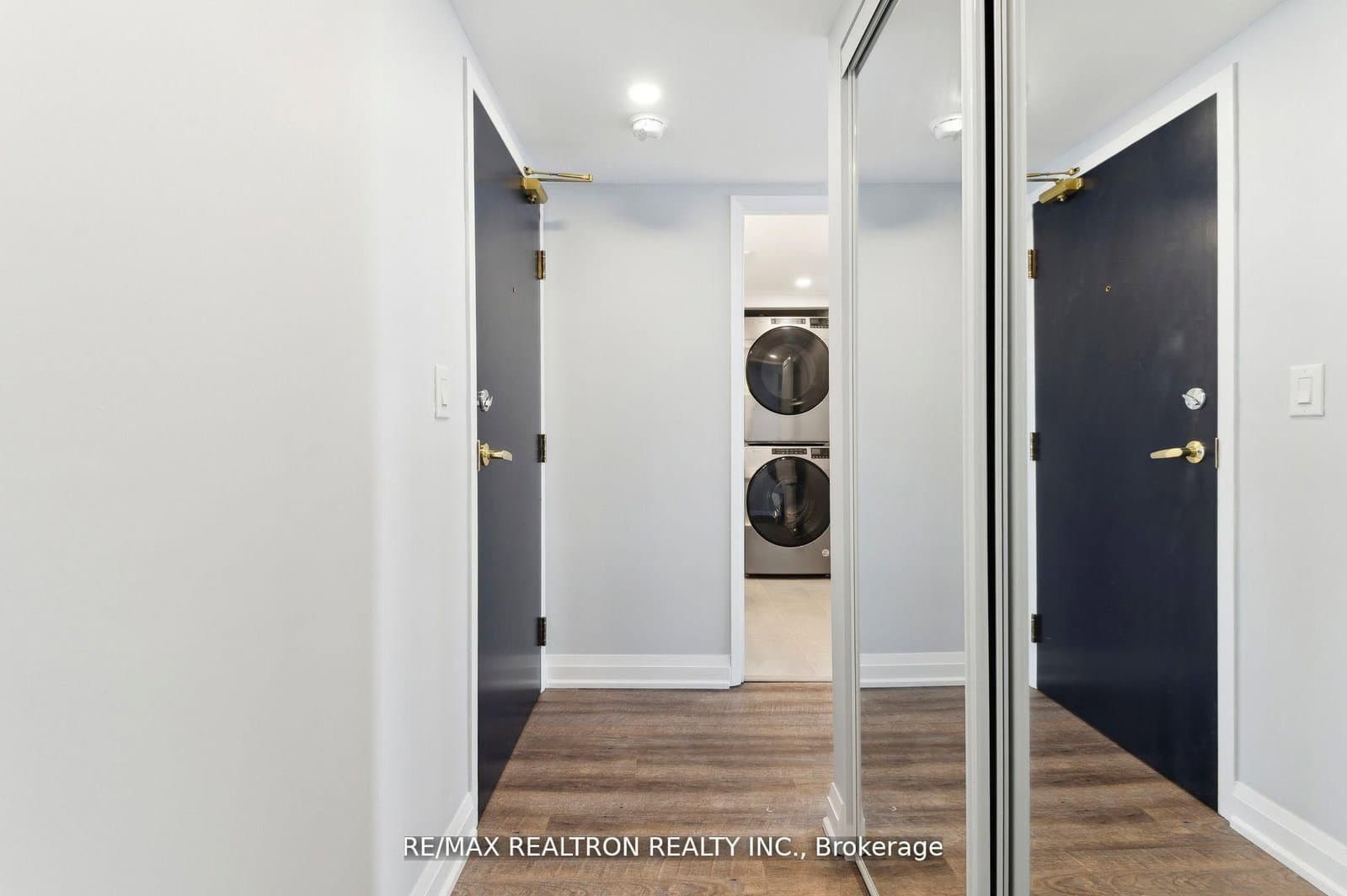 18 Merton Street, Unit 906 thumbnail 24