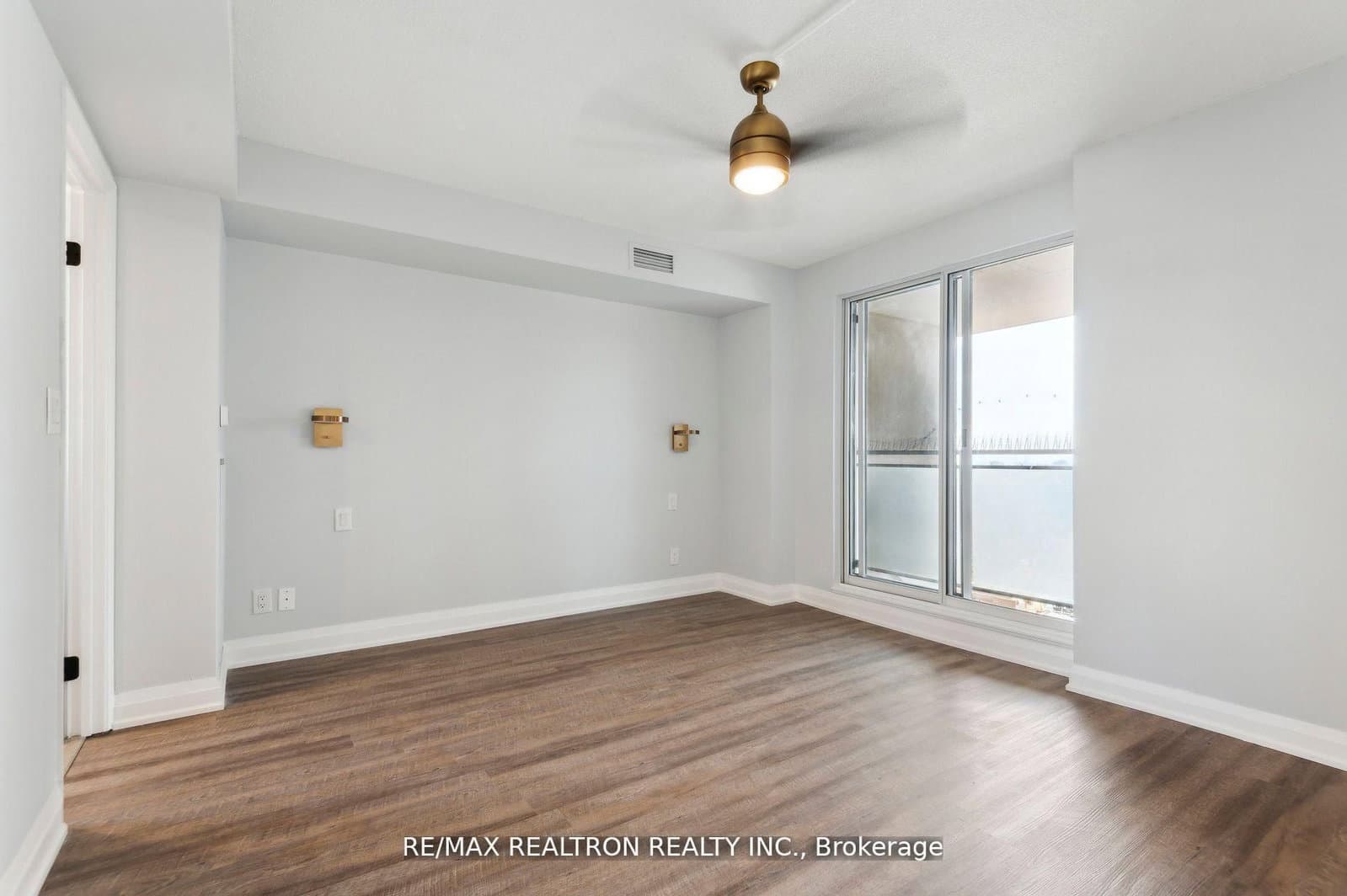 18 Merton Street, Unit 906 thumbnail 34