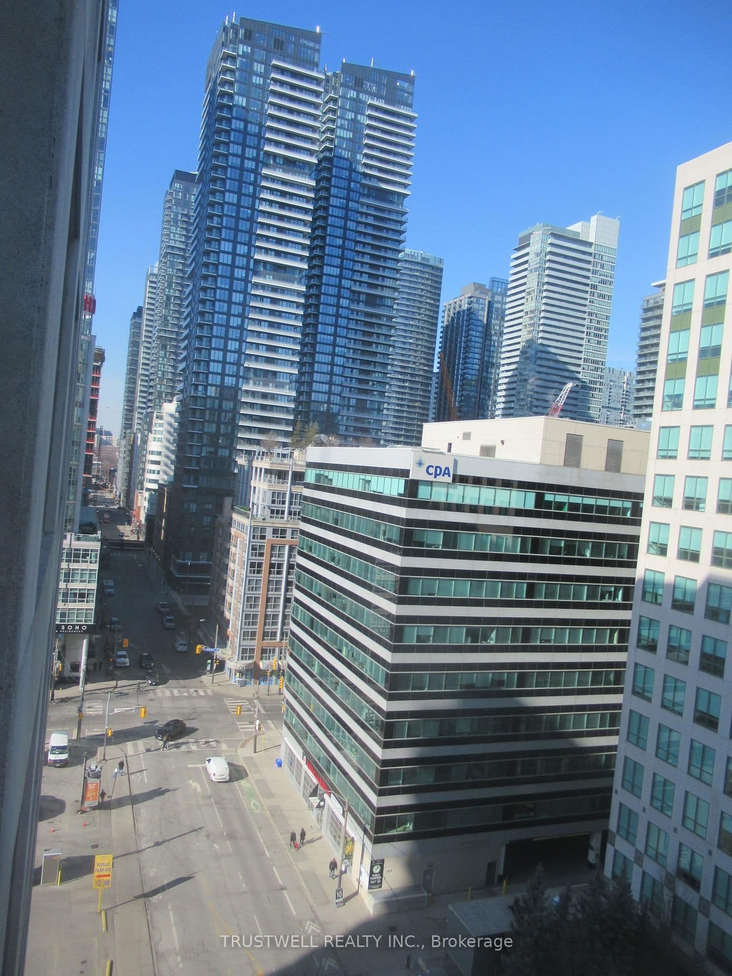 20 Blue Jays Way, Unit 1409 thumbnail 5