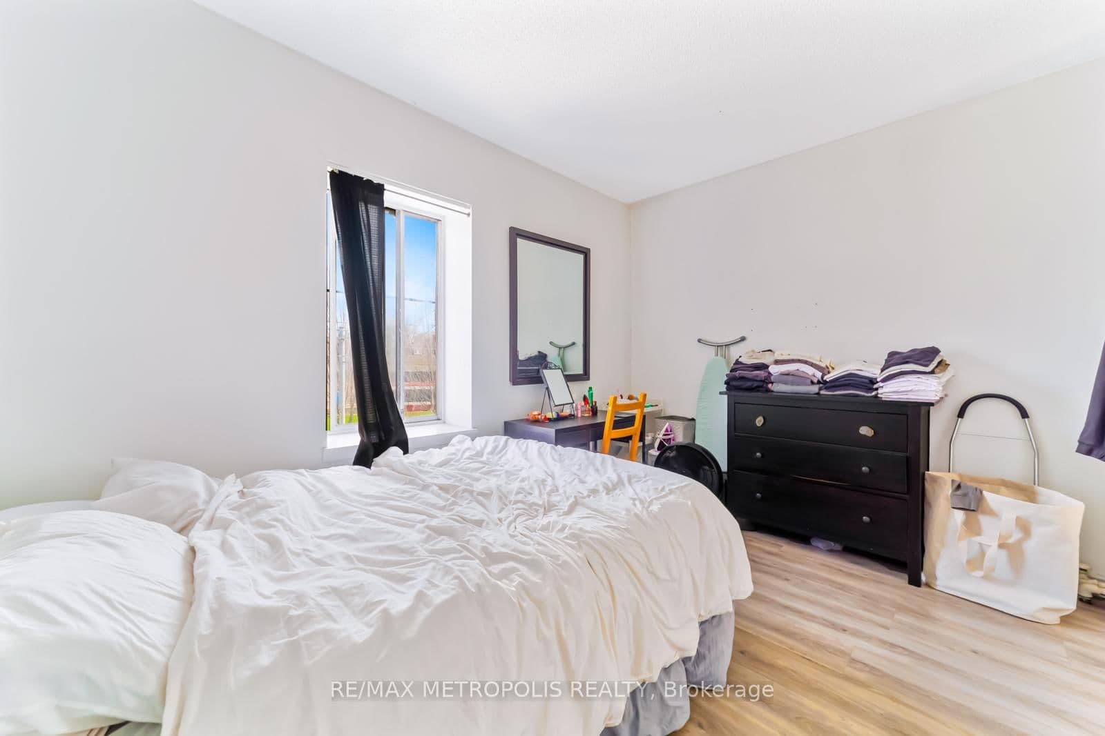 854 BATHURST Street thumbnail 17
