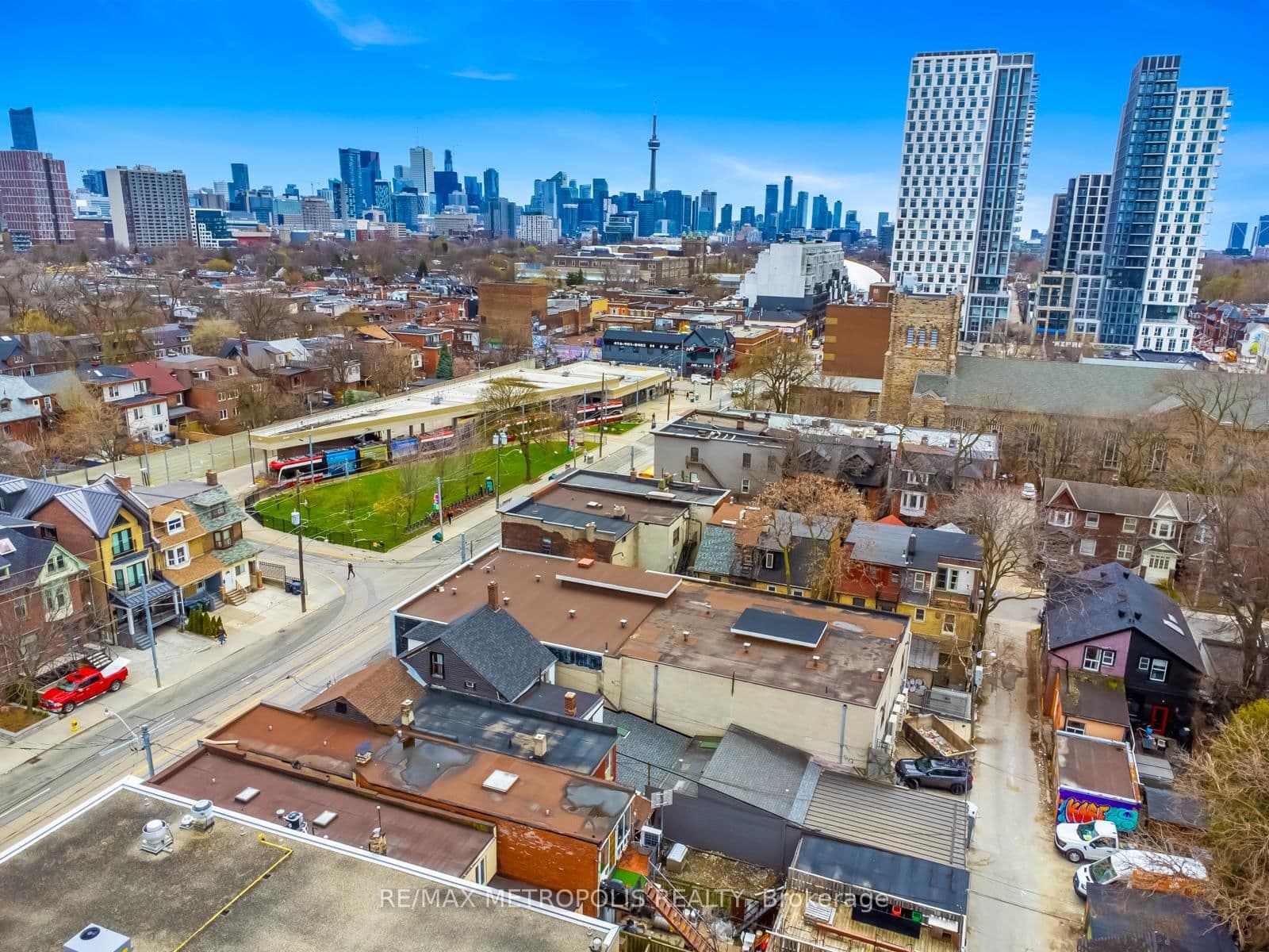854 BATHURST Street thumbnail 23
