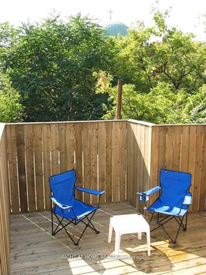 210 McCaul Street, Unit Unit 2 thumbnail 17