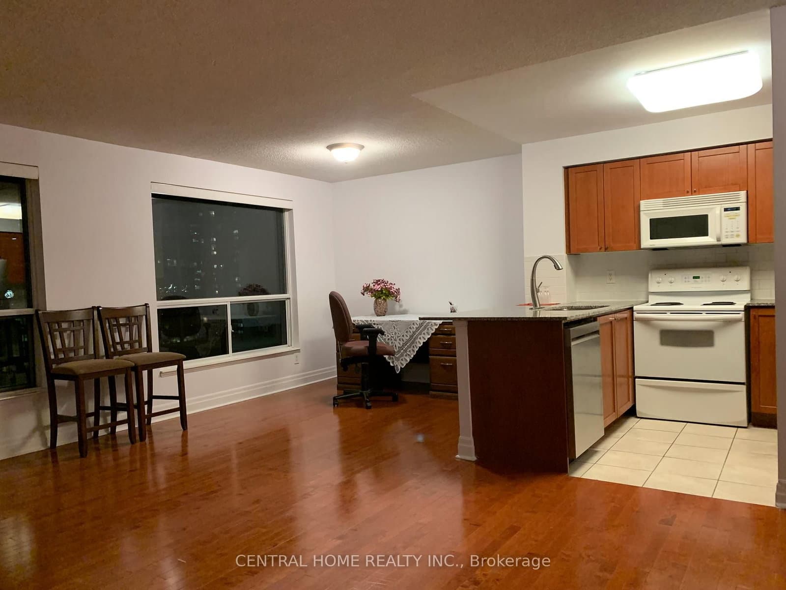 21 Hillcrest Avenue, Unit 2203 thumbnail 16