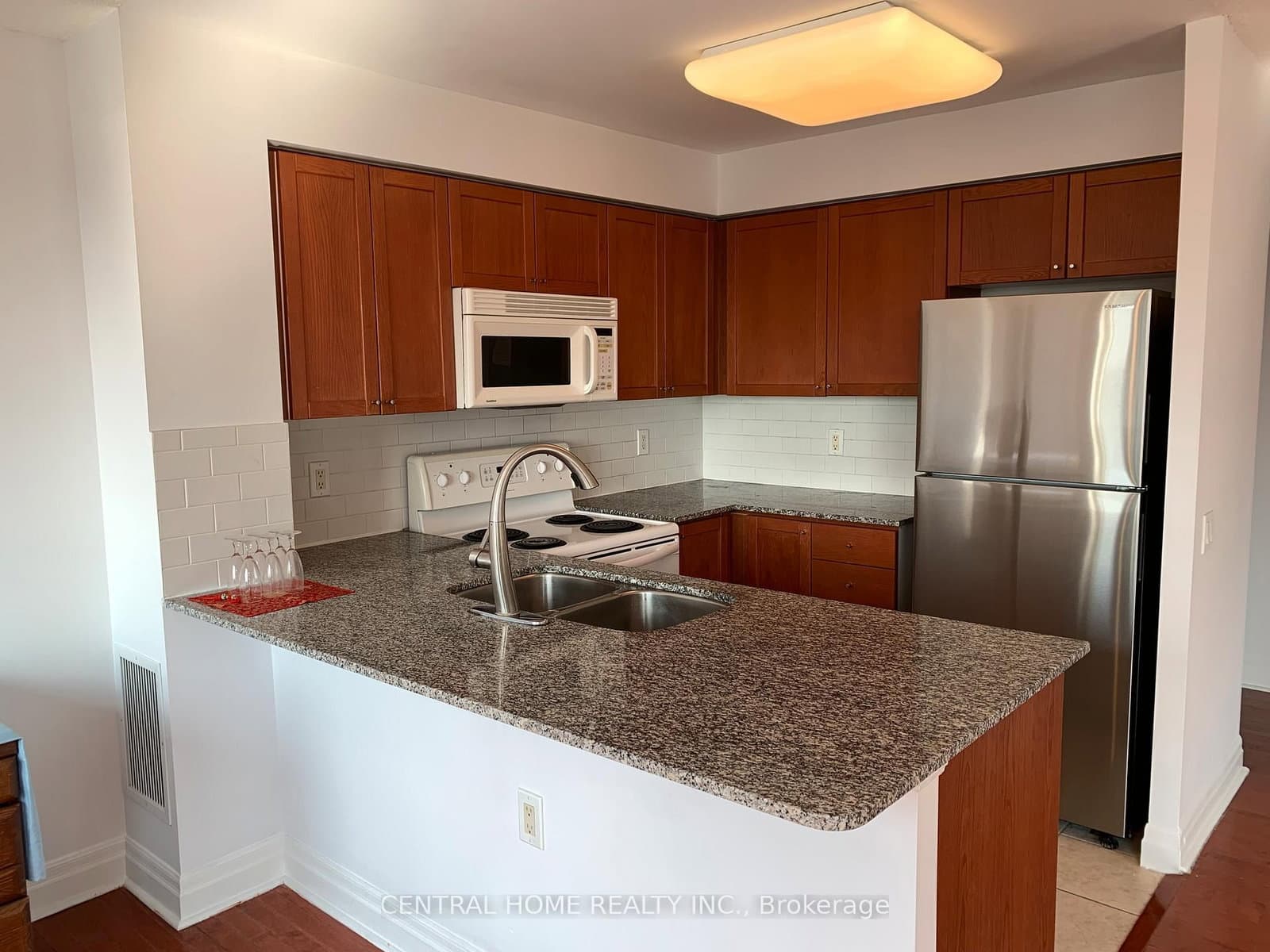 21 Hillcrest Avenue, Unit 2203 thumbnail 20