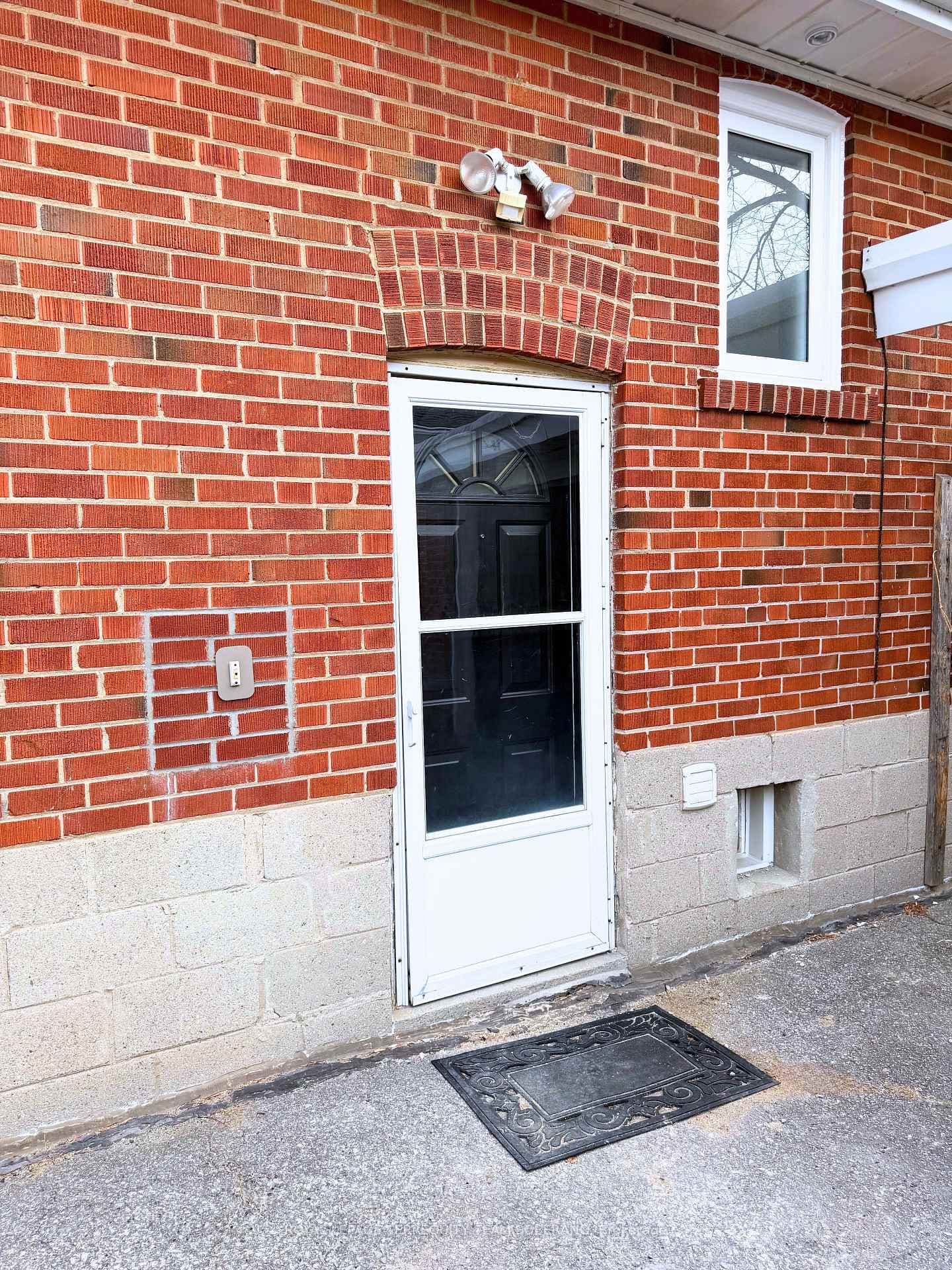 41 Bainbridge Avenue, Unit BSMT thumbnail 2