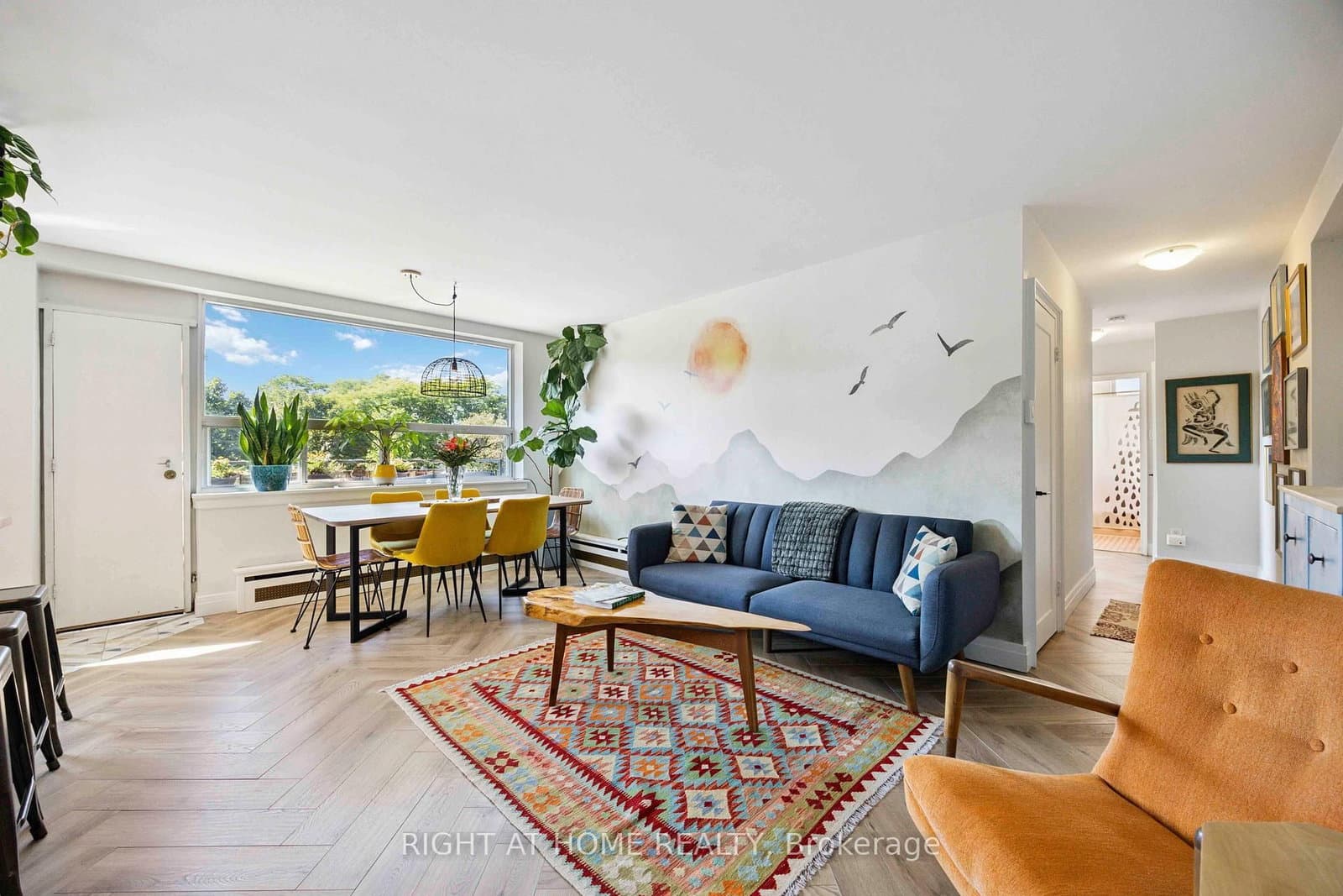 57 Neptune Drive, Unit 103 thumbnail 5