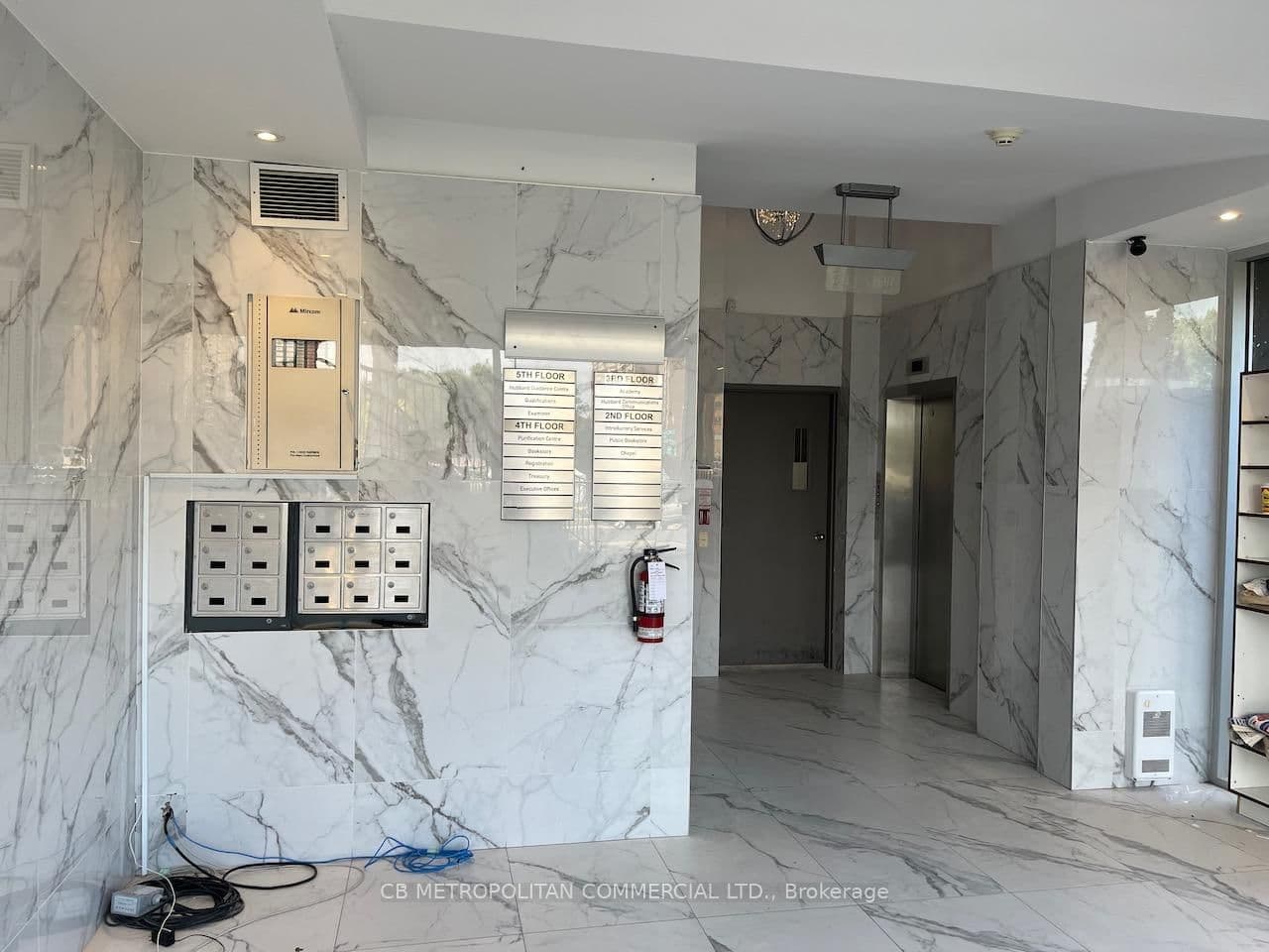1880 O'connor Drive, Unit 500 thumbnail 2