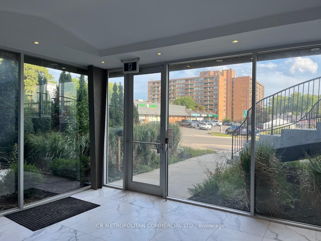 1880 O'connor Drive, Unit 500 thumbnail 3
