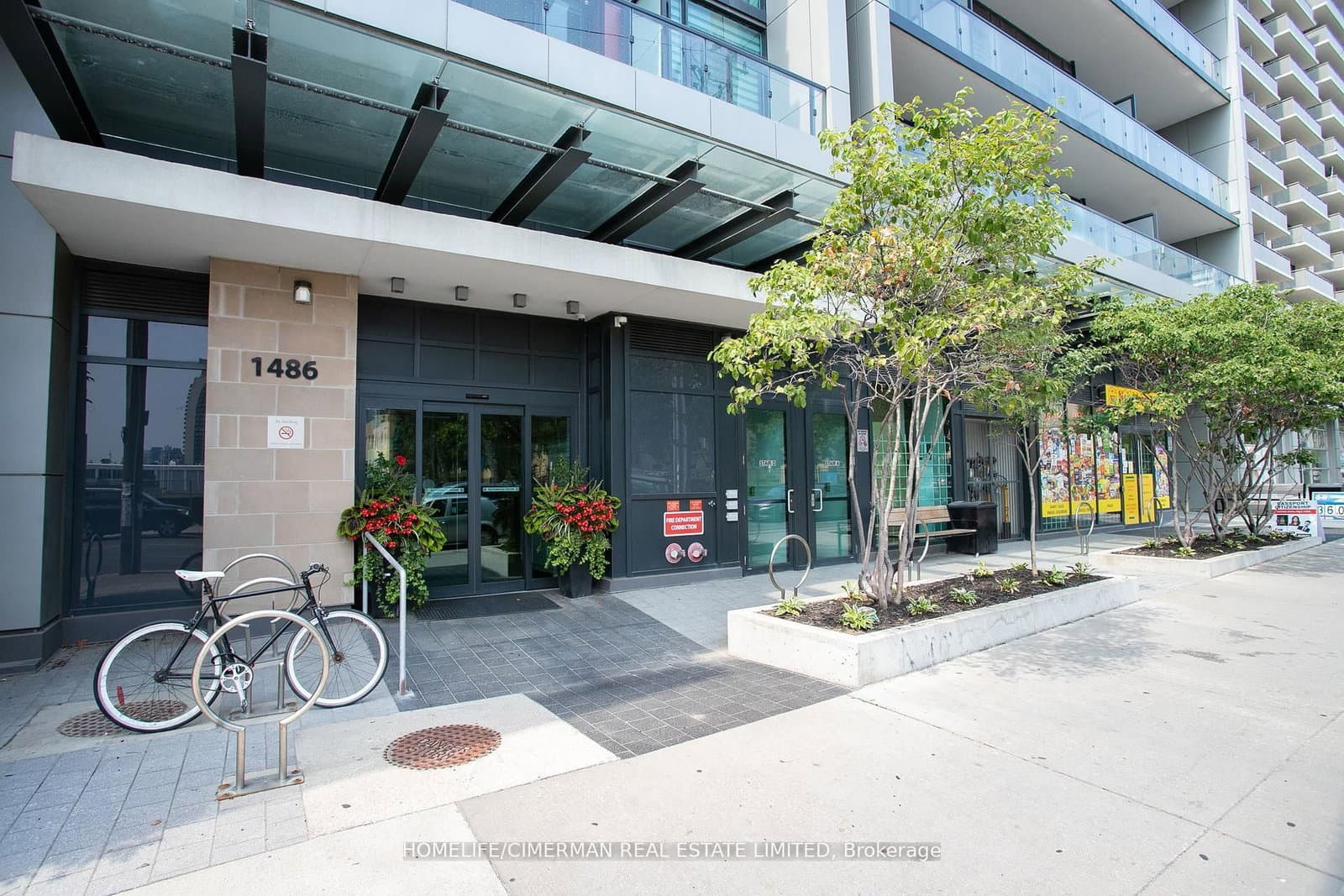 1486 Bathurst Street, Unit 1604 thumbnail 2