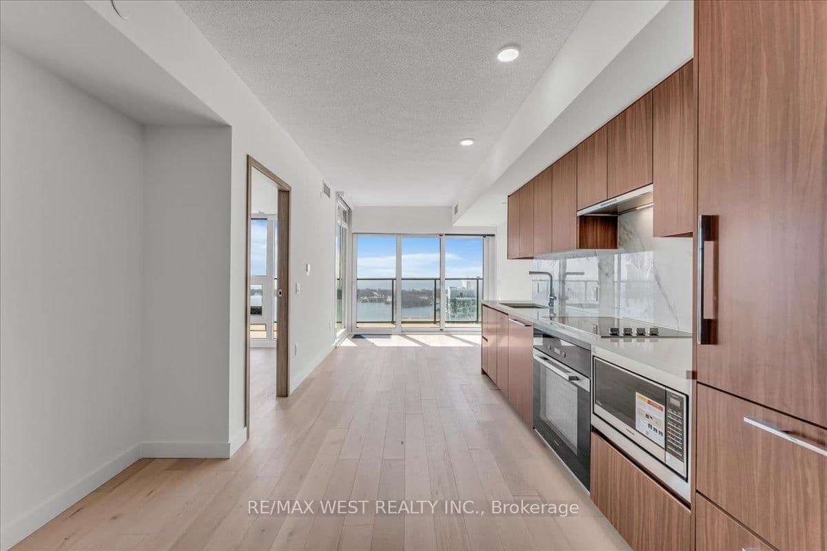 1 Concord Cityplace Way, Unit 5709 thumbnail 8