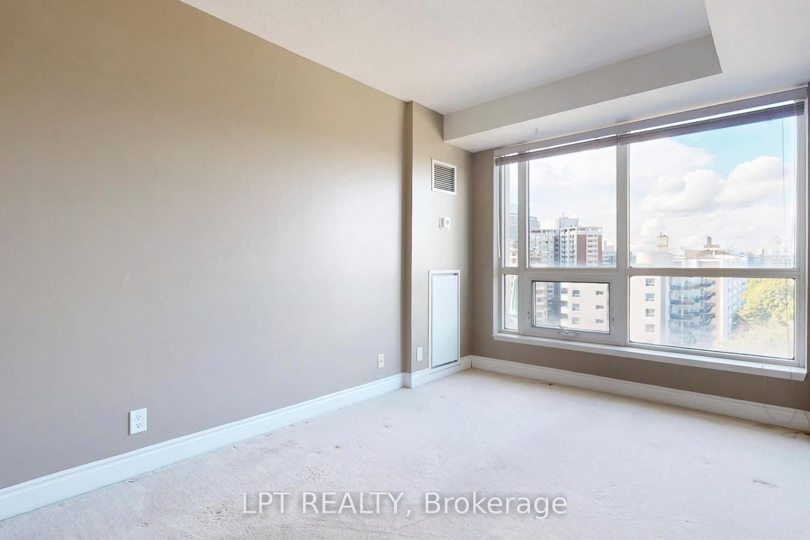 10 Delisle Avenue, Unit 1011 thumbnail 16