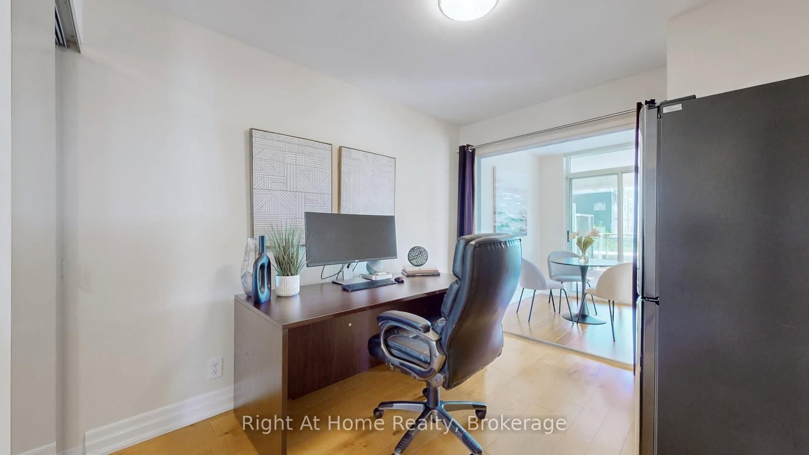 228 Queens Quay W, Unit 209 thumbnail 18