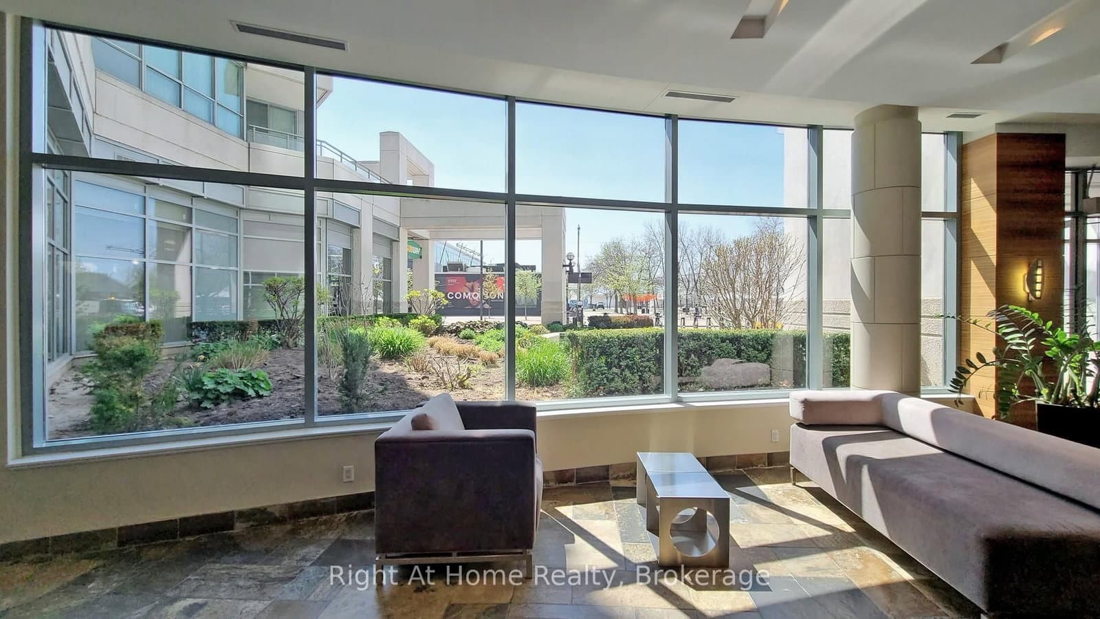 228 Queens Quay W, Unit 209 thumbnail 27