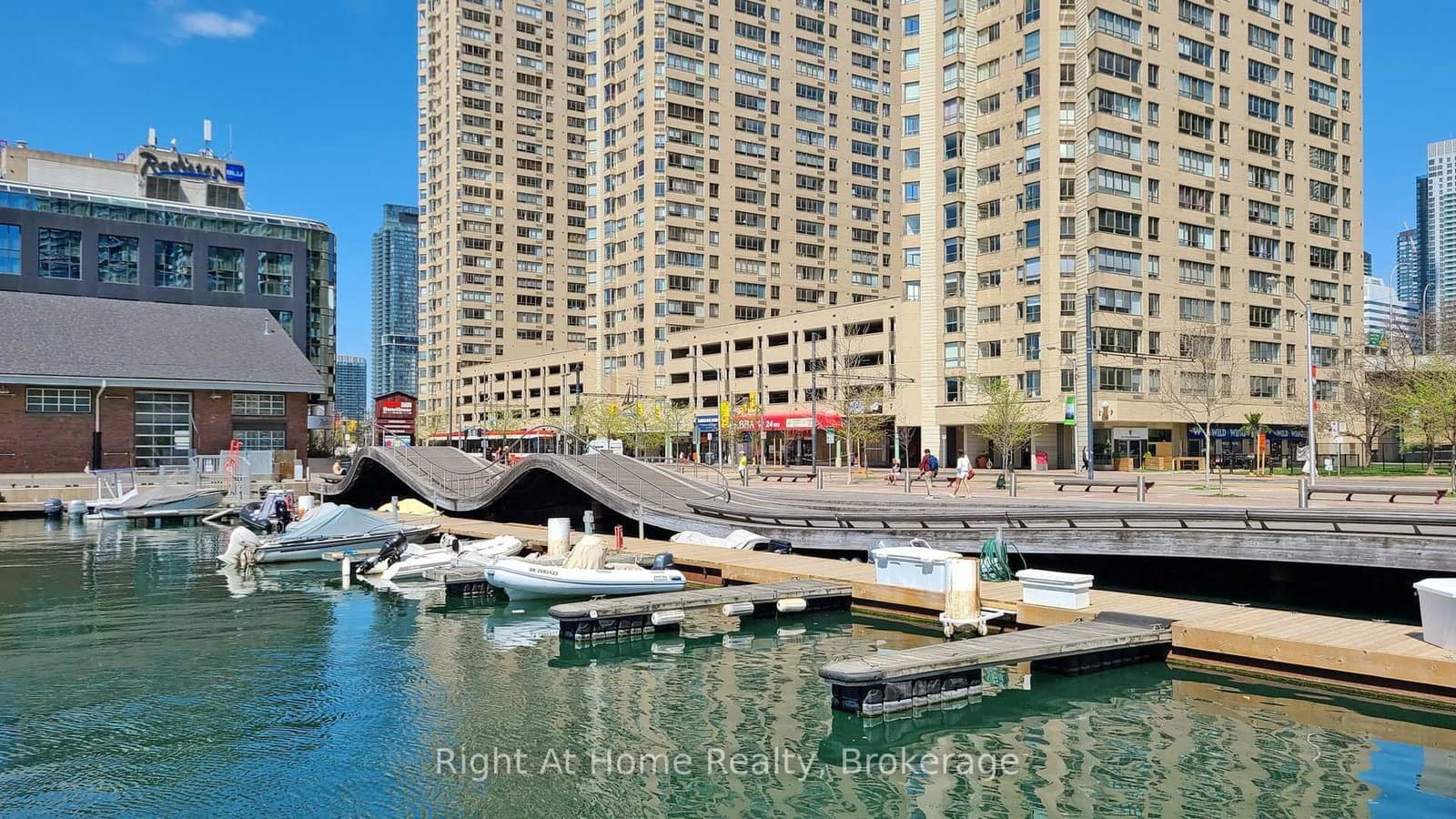228 Queens Quay W, Unit 209 thumbnail 43