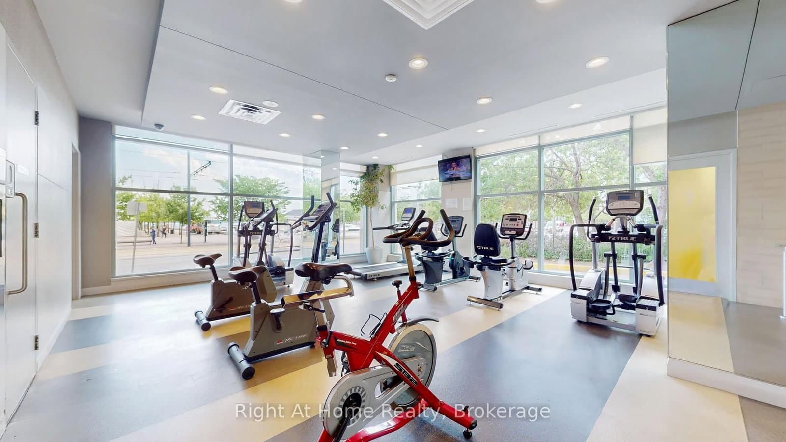 228 Queens Quay W, Unit 209 thumbnail 48