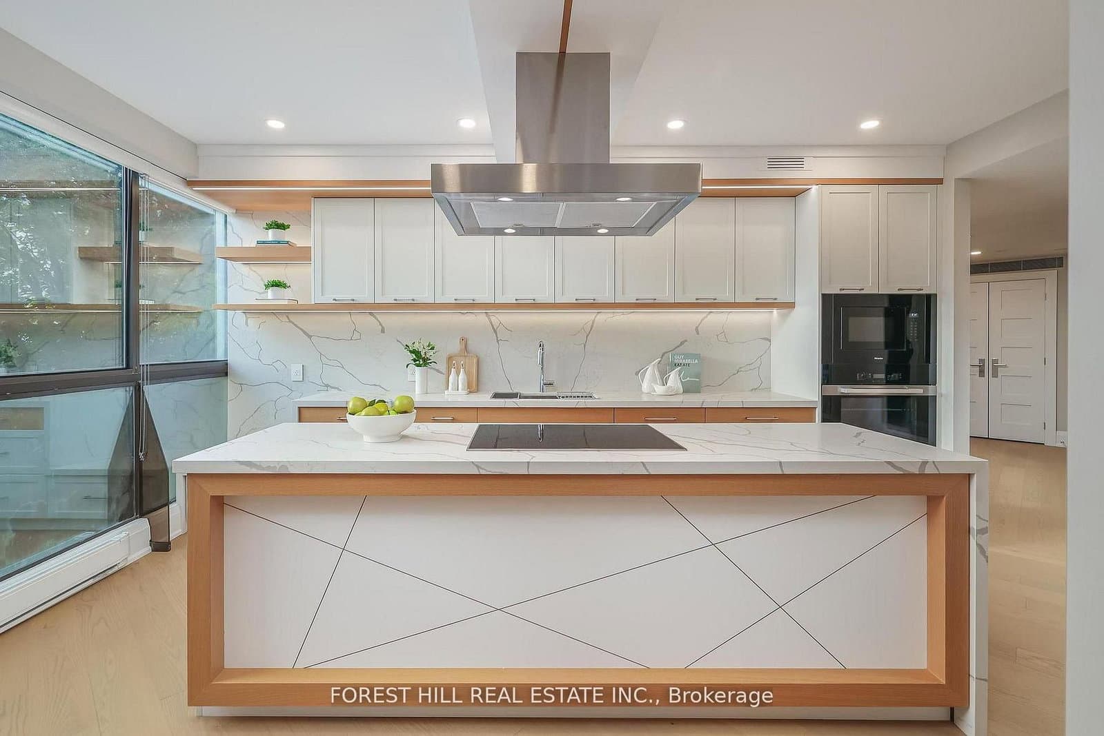 342 Spadina Road, Unit 301 thumbnail 12