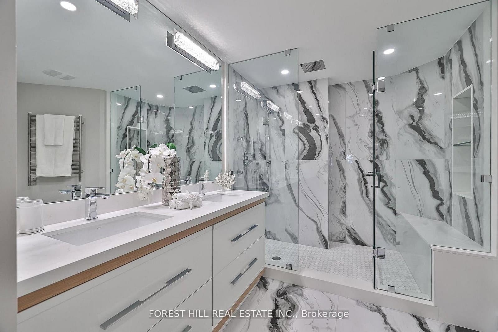 342 Spadina Road, Unit 301 thumbnail 25