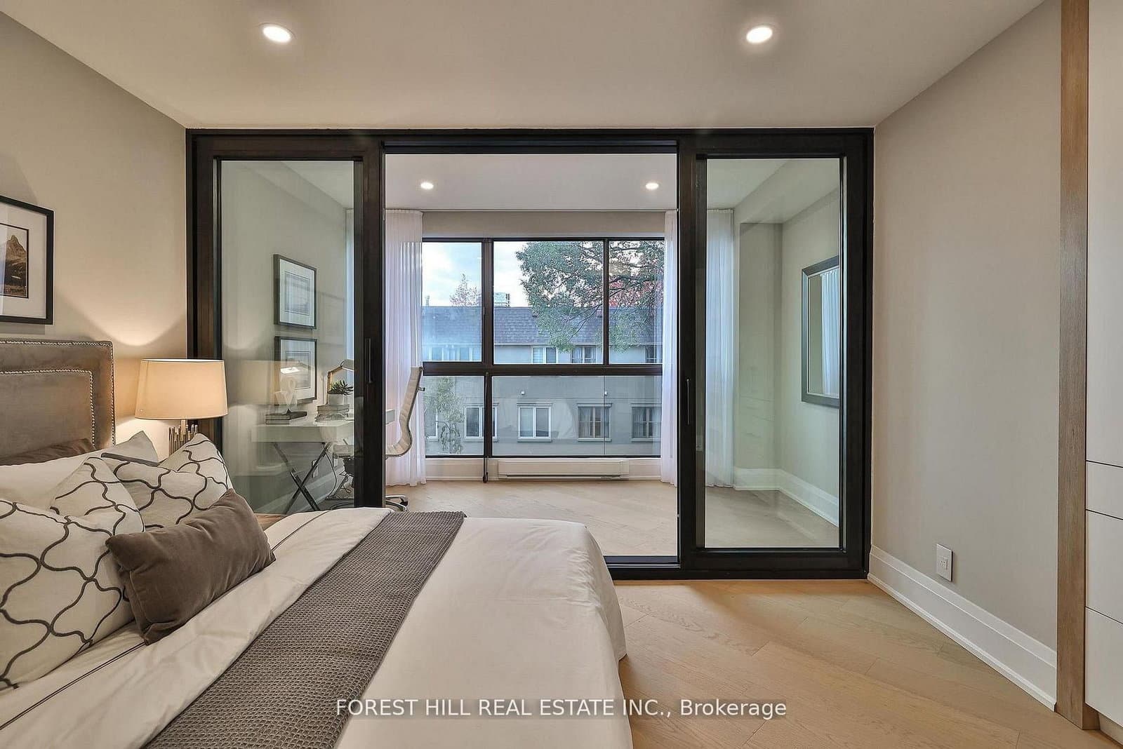 342 Spadina Road, Unit 301 thumbnail 29