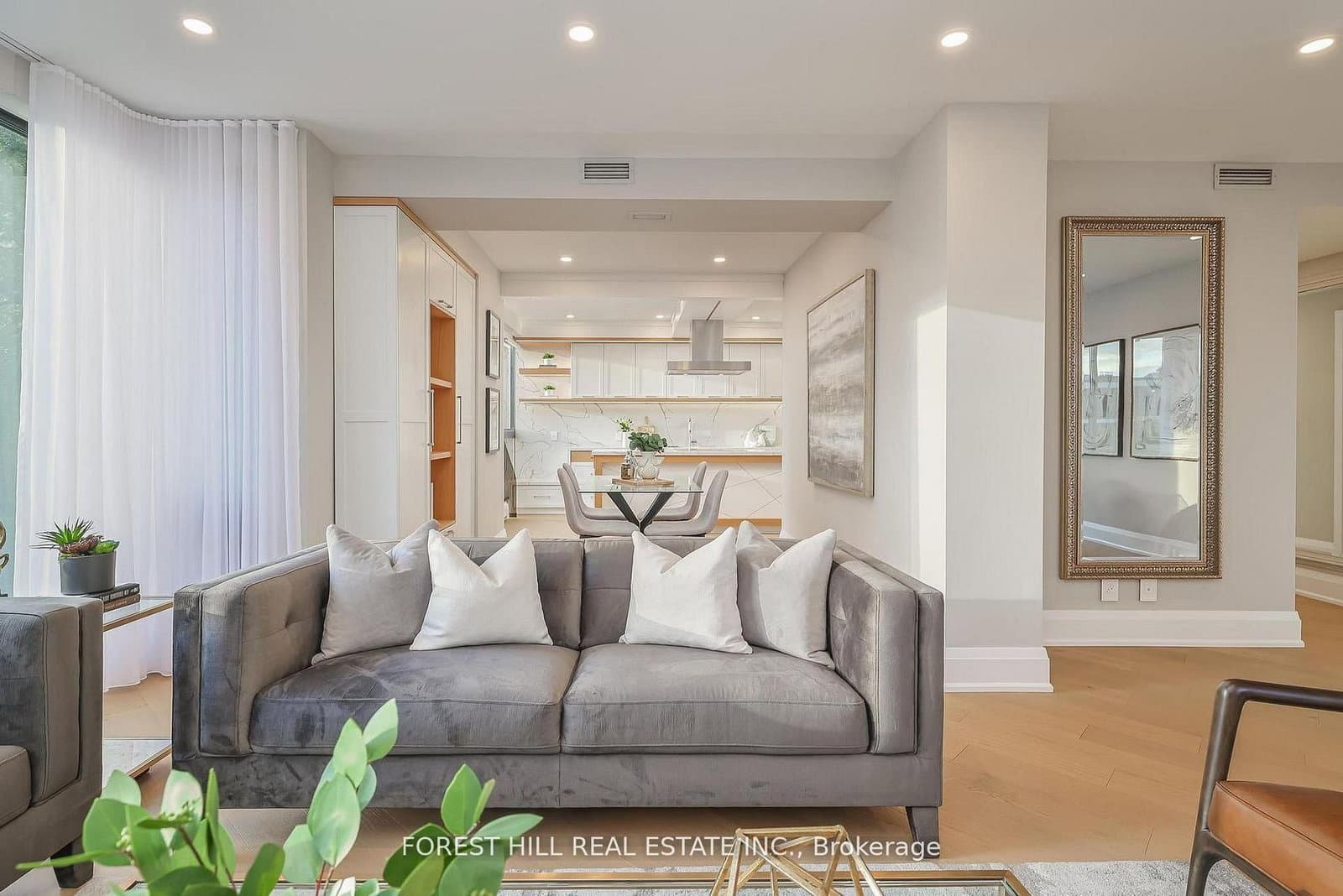 342 Spadina Road, Unit 301 thumbnail 9