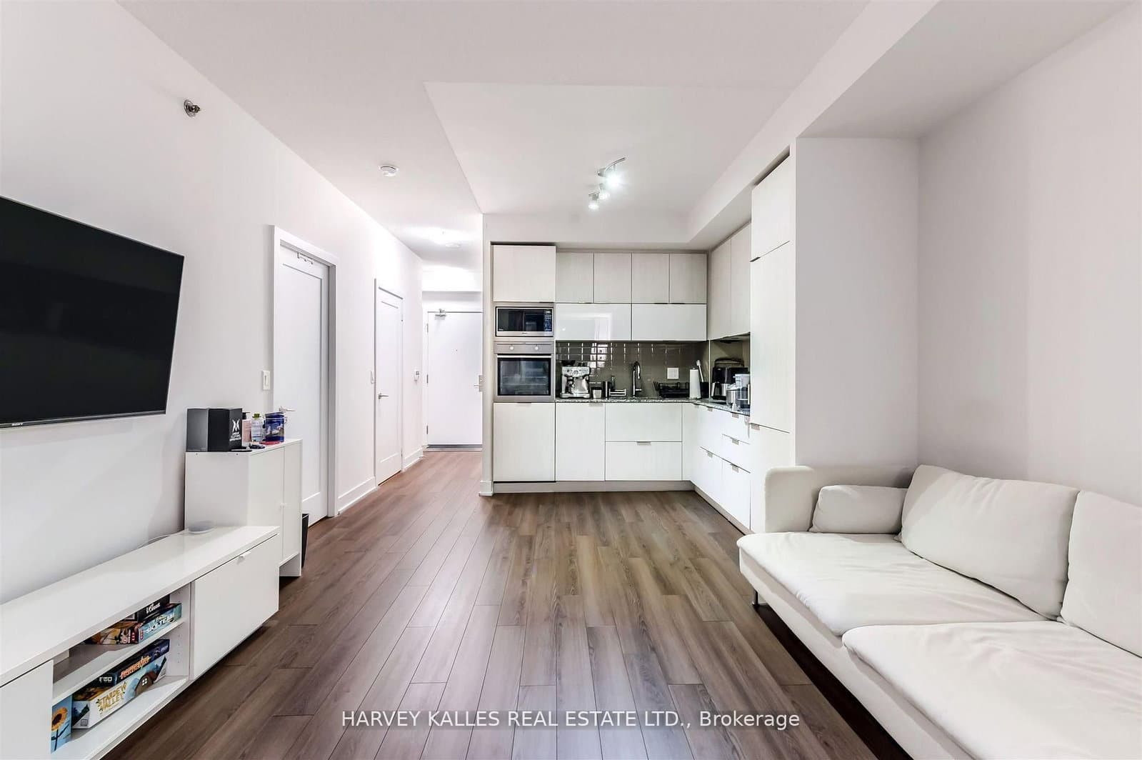 318 Richmond Street W, Unit 1508 thumbnail 16