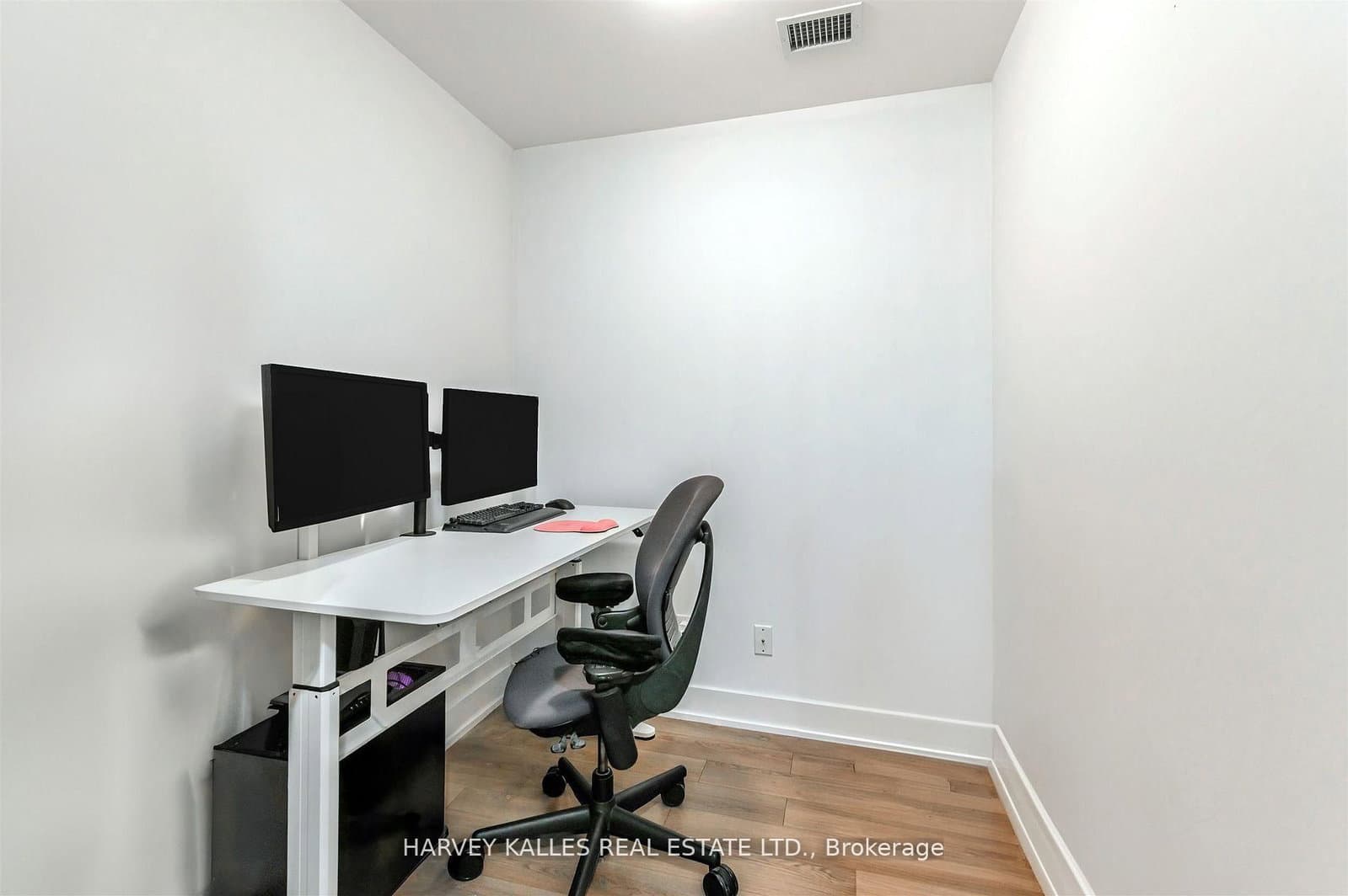 318 Richmond Street W, Unit 1508 thumbnail 18