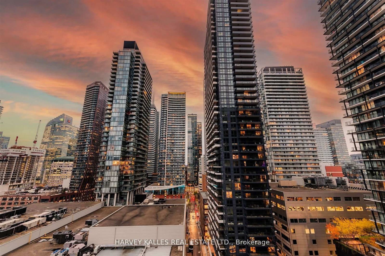 318 Richmond Street W, Unit 1508 thumbnail 29