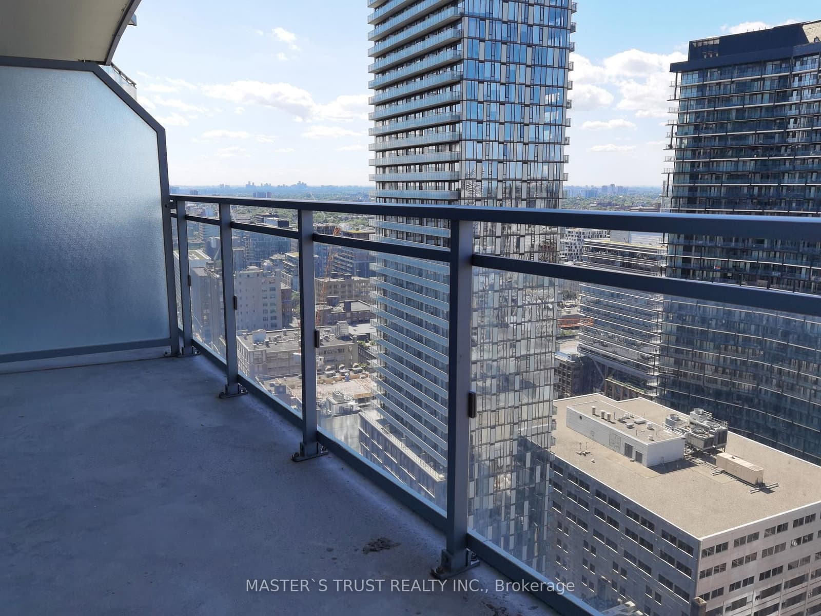 21 Widmer Street, Unit 2805 thumbnail 12