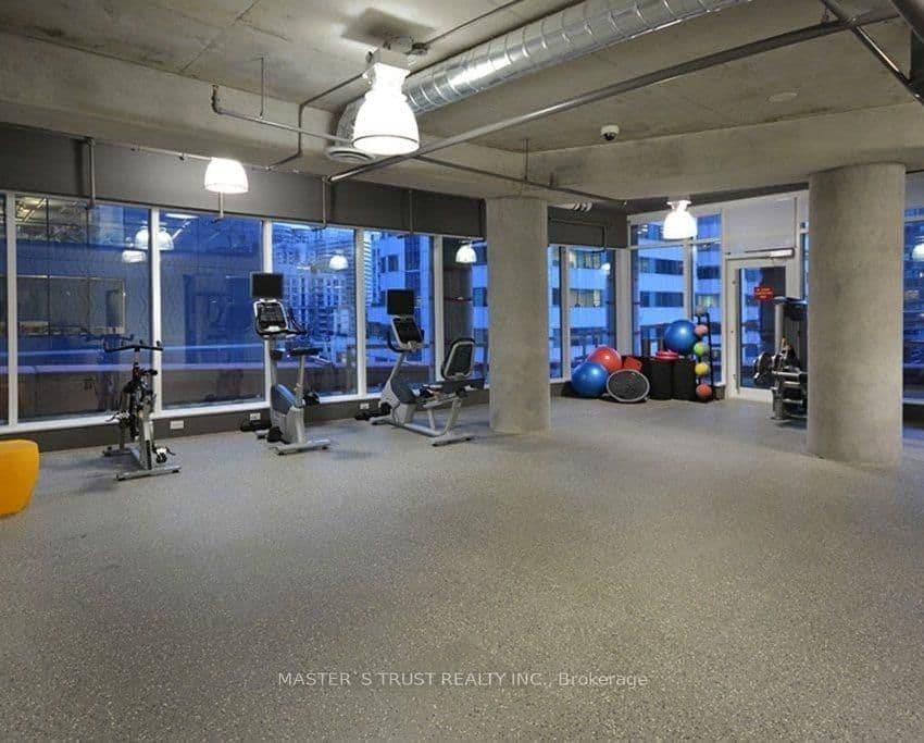 21 Widmer Street, Unit 2805 thumbnail 26