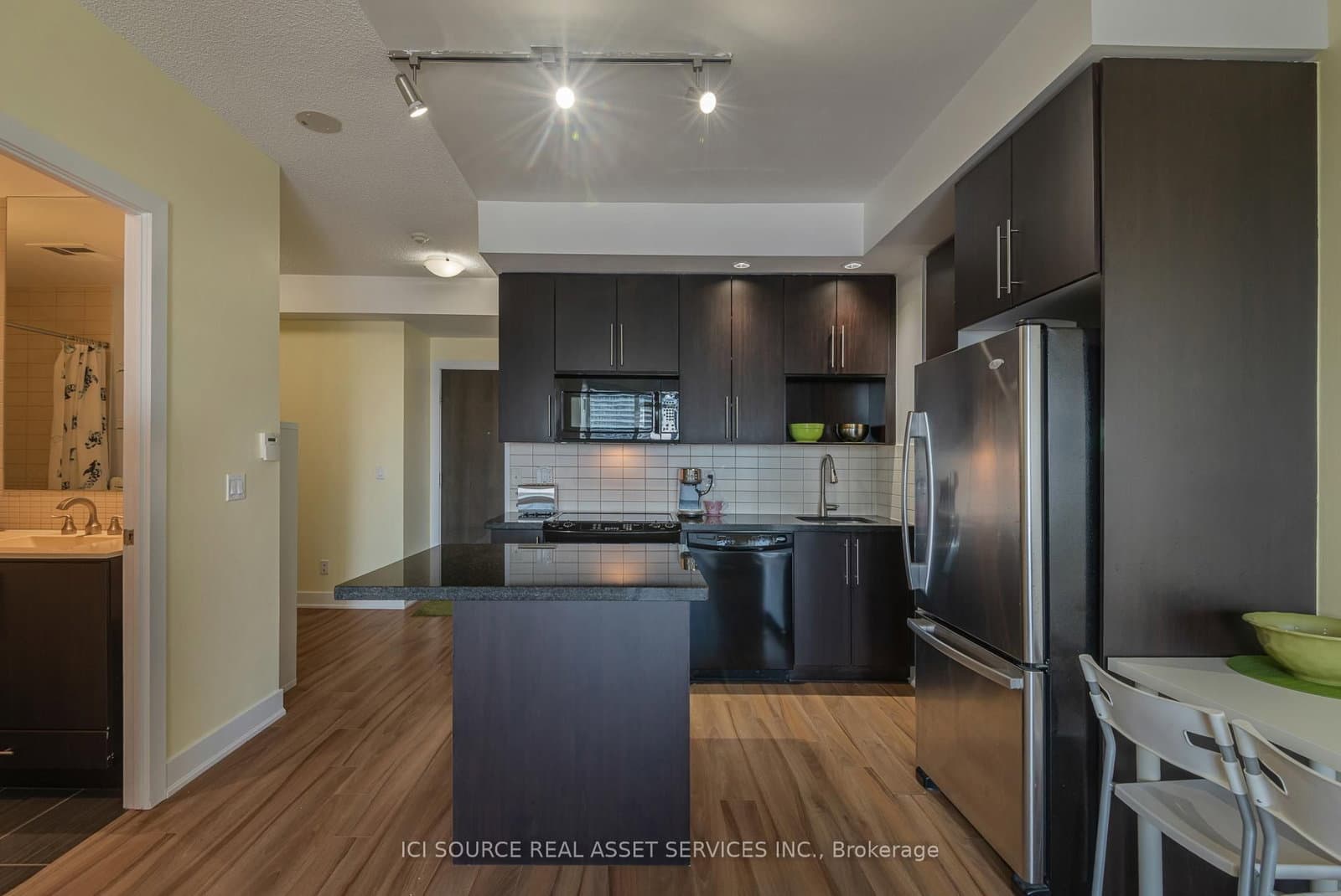 28 Linden Street, Unit 2303 thumbnail 16