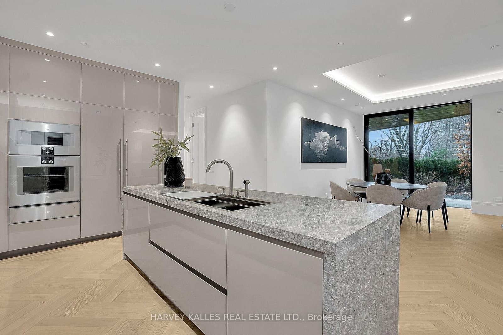 7 Dale Avenue, Unit 104 thumbnail 18