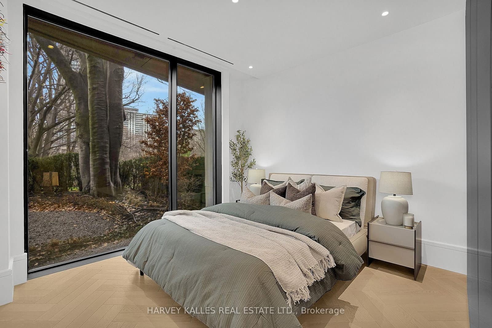 7 Dale Avenue, Unit 104 thumbnail 25