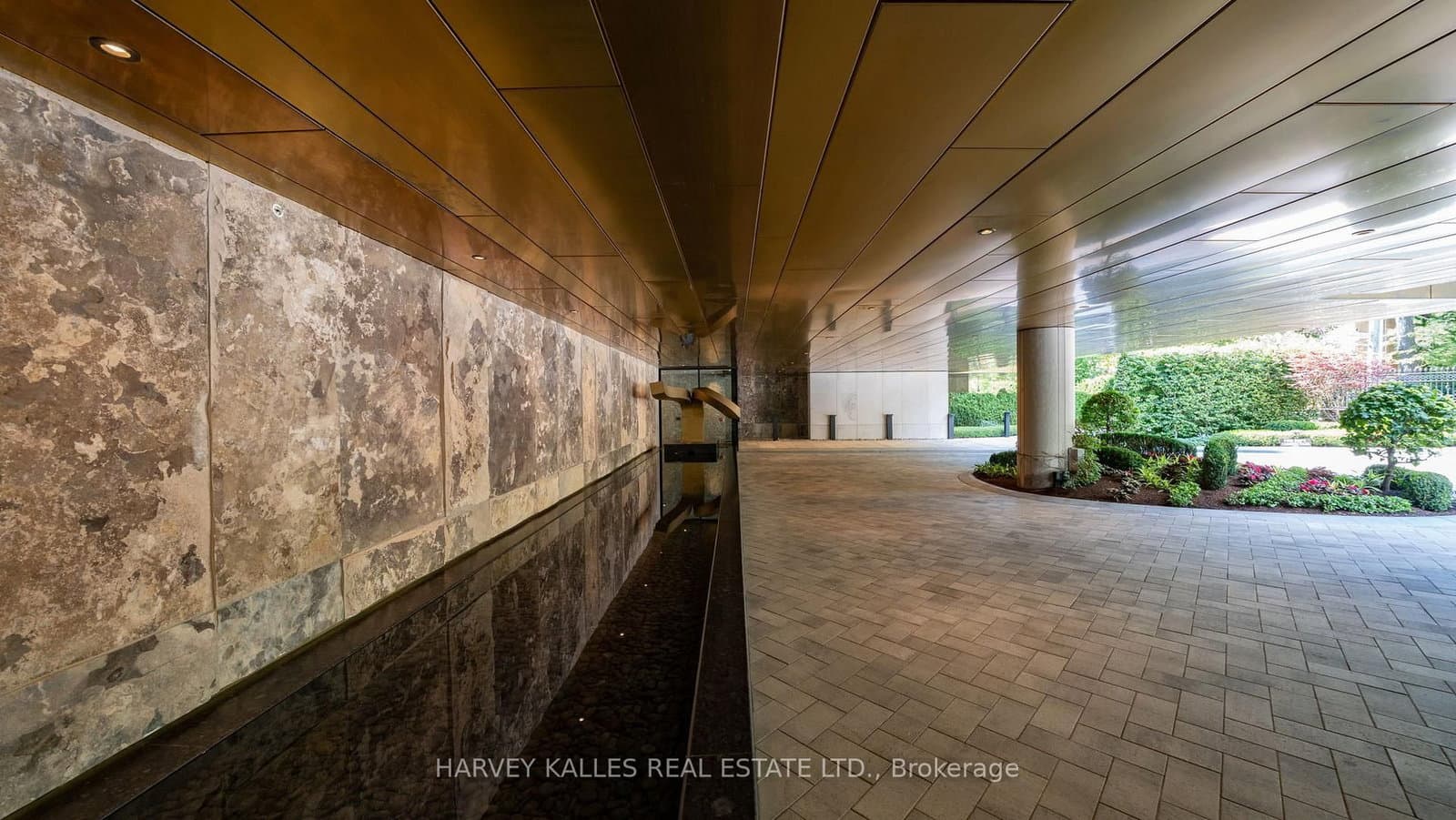 7 Dale Avenue, Unit 104 thumbnail 38
