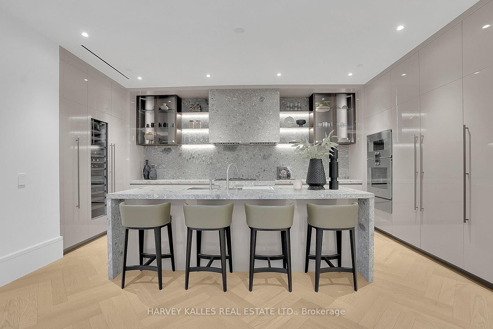 7 Dale Avenue, Unit 104 thumbnail 8