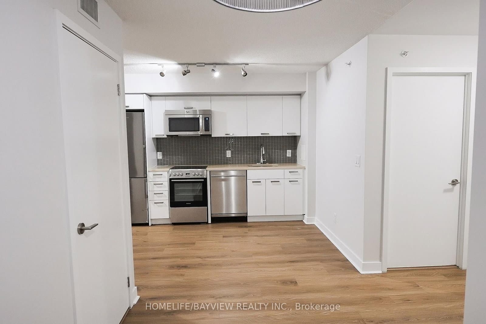 295 Adelaide Street W, Unit 316 thumbnail 18