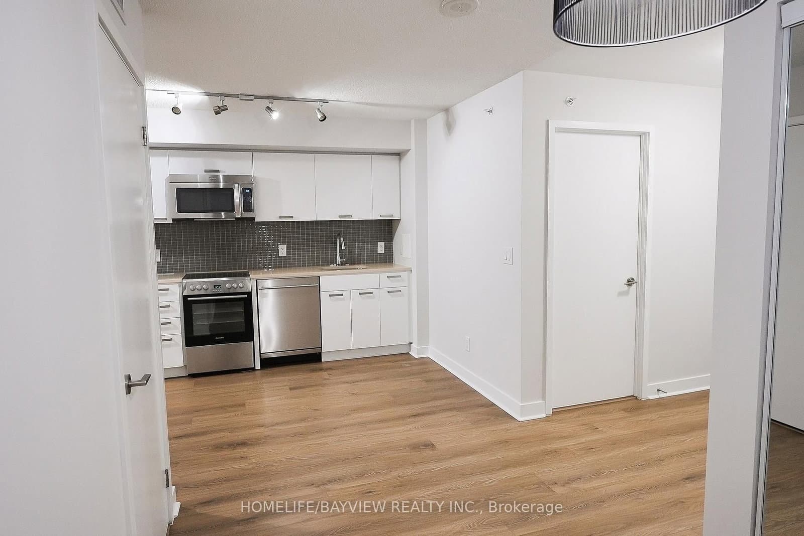 295 Adelaide Street W, Unit 316 thumbnail 19