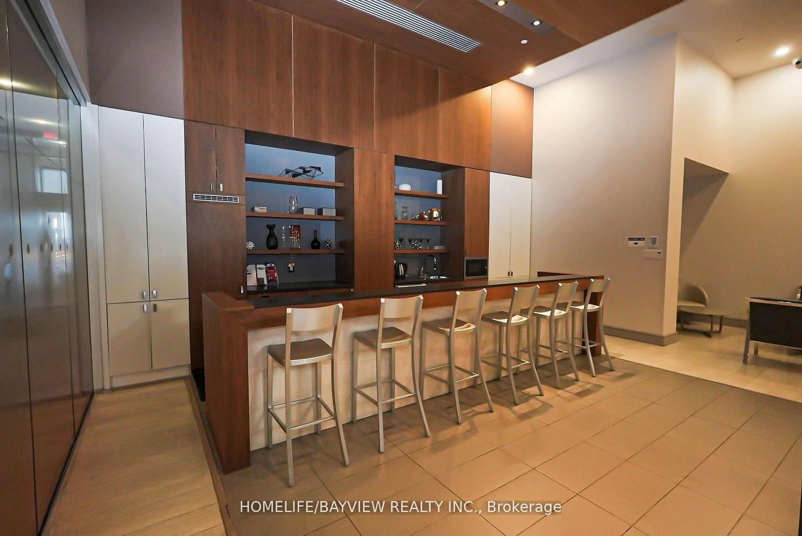 295 Adelaide Street W, Unit 316 thumbnail 6