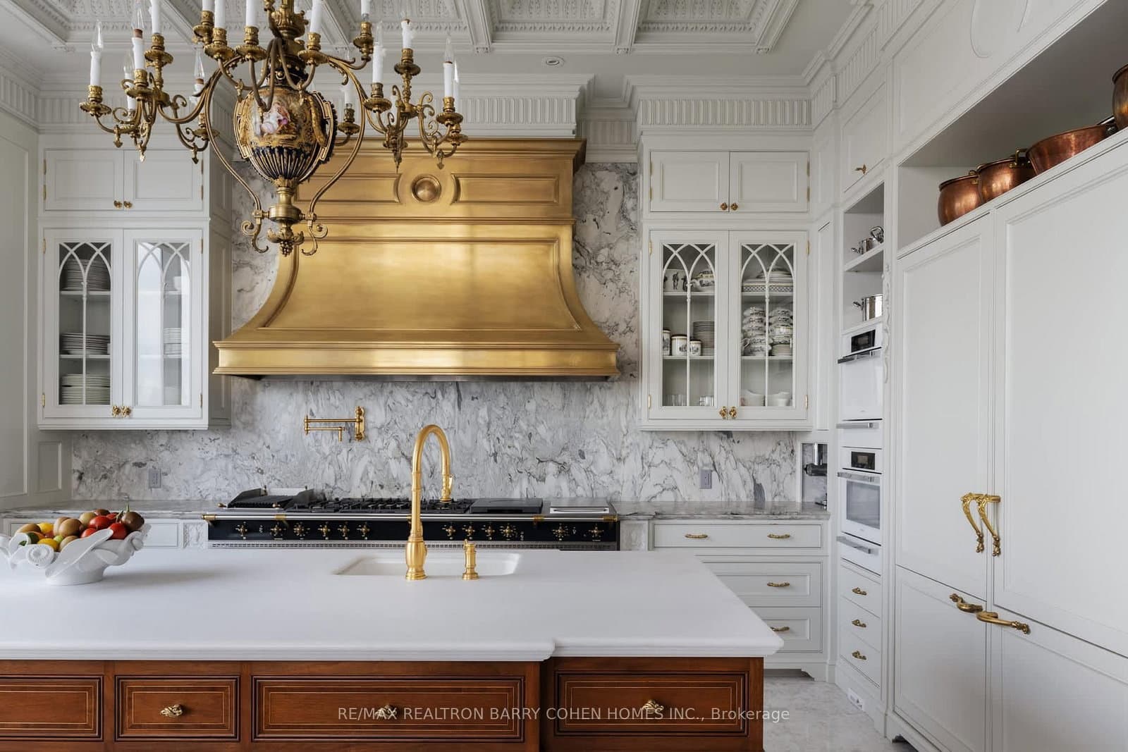 50 Yorkville Avenue, Unit 5202 thumbnail 11