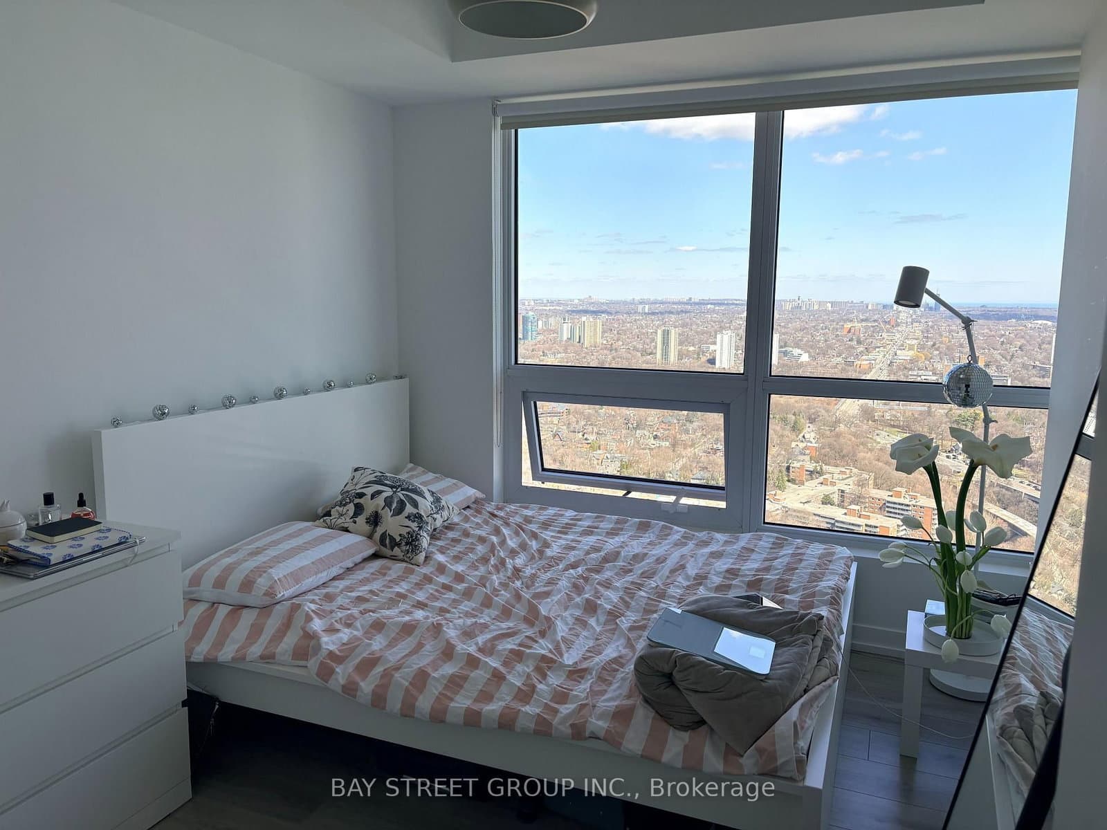 395 Bloor Street E, Unit 4010 thumbnail 4