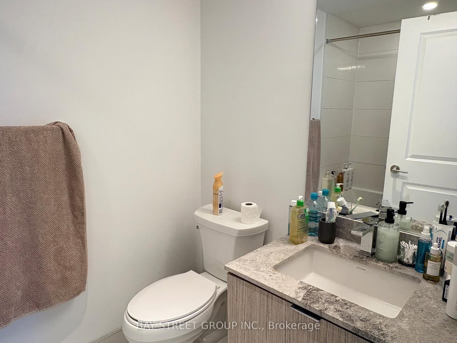395 Bloor Street E, Unit 4010 thumbnail 7