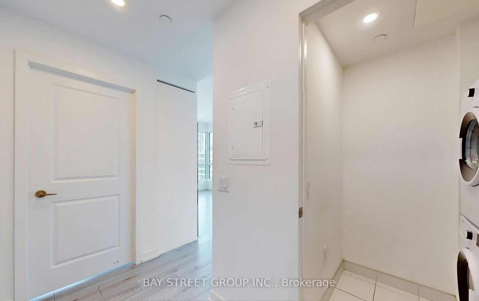 395 Bloor Street E, Unit 4010 thumbnail 8