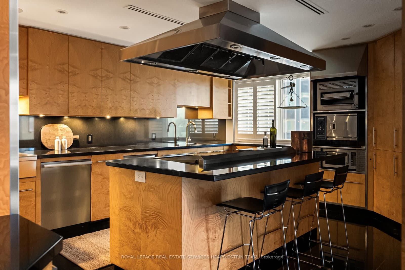 2 Lynwood Avenue, Unit PH1 thumbnail 13