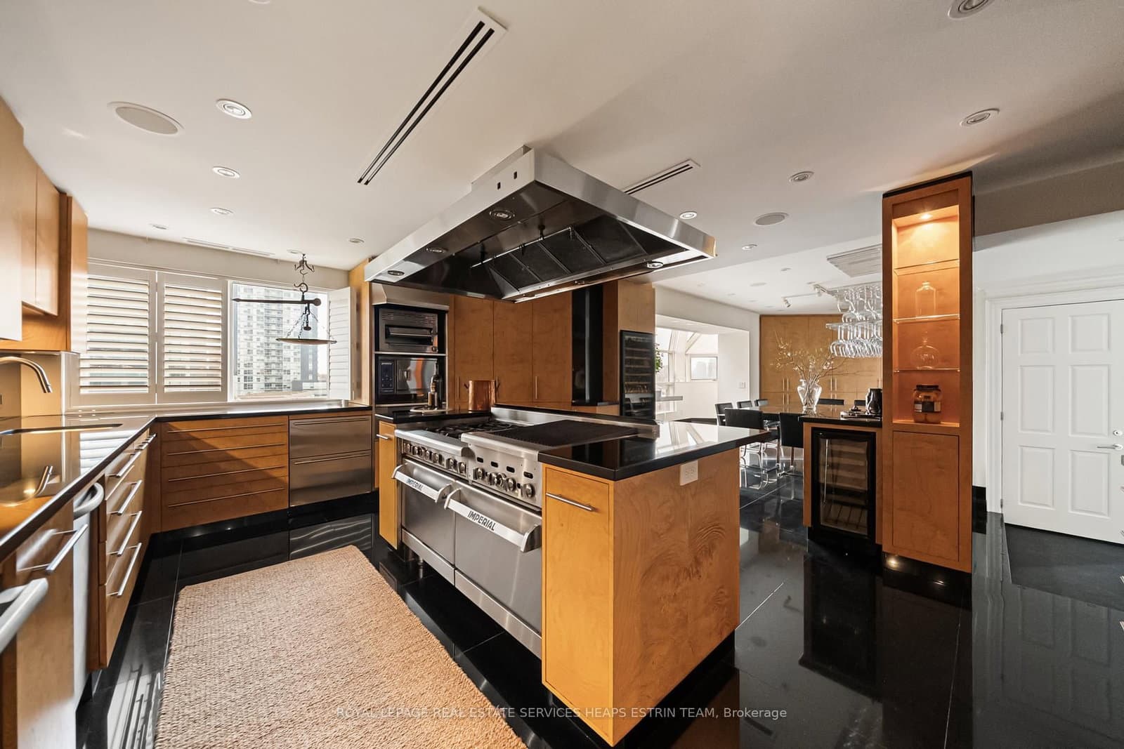 2 Lynwood Avenue, Unit PH1 thumbnail 15