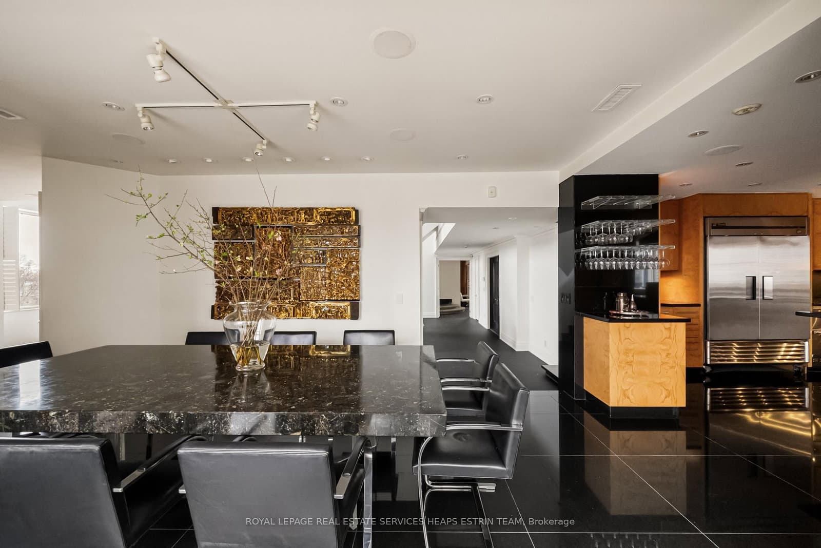2 Lynwood Avenue, Unit PH1 thumbnail 17