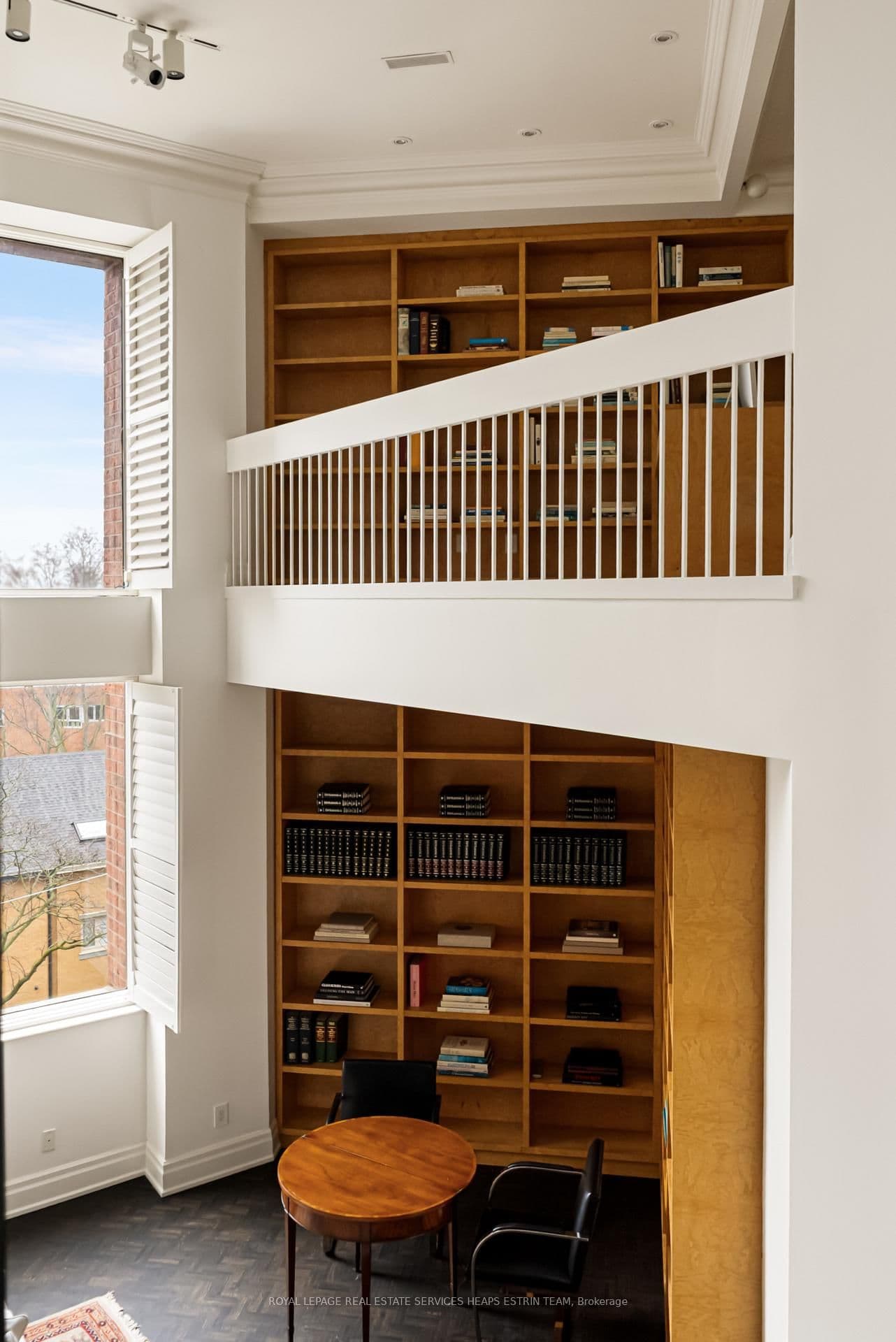 2 Lynwood Avenue, Unit PH1 thumbnail 9