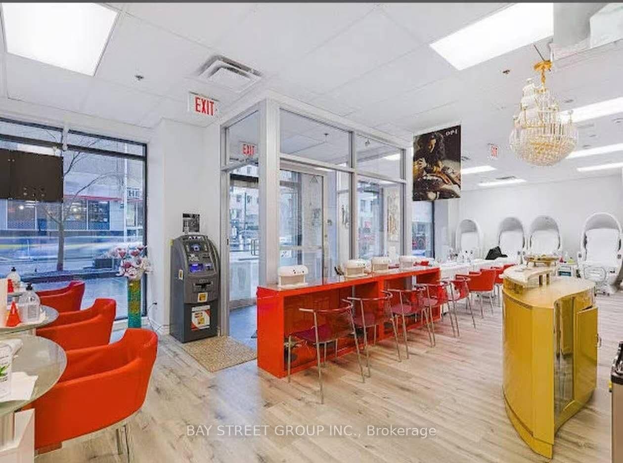 85 Bloor Street E - Image 1