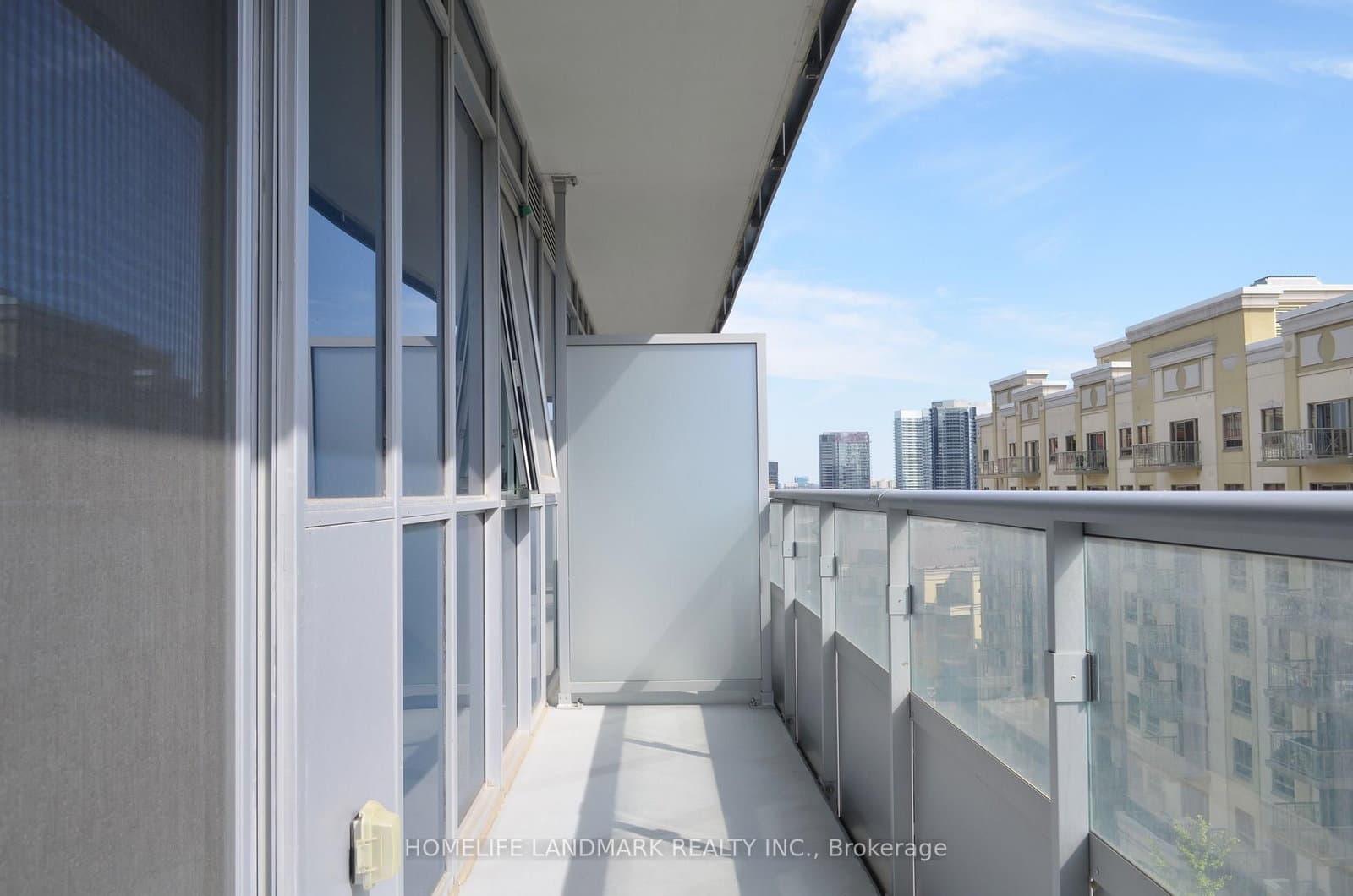 591 Sheppard Avenue E, Unit 808 - Image 1