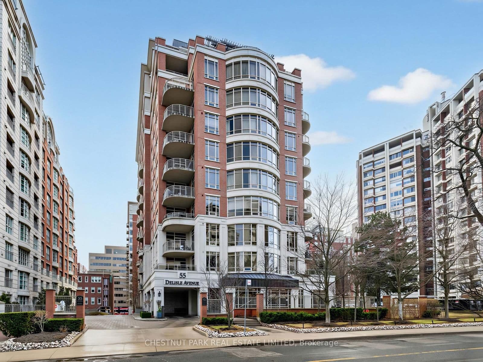 55 Delisle Avenue, Unit 901 thumbnail 2