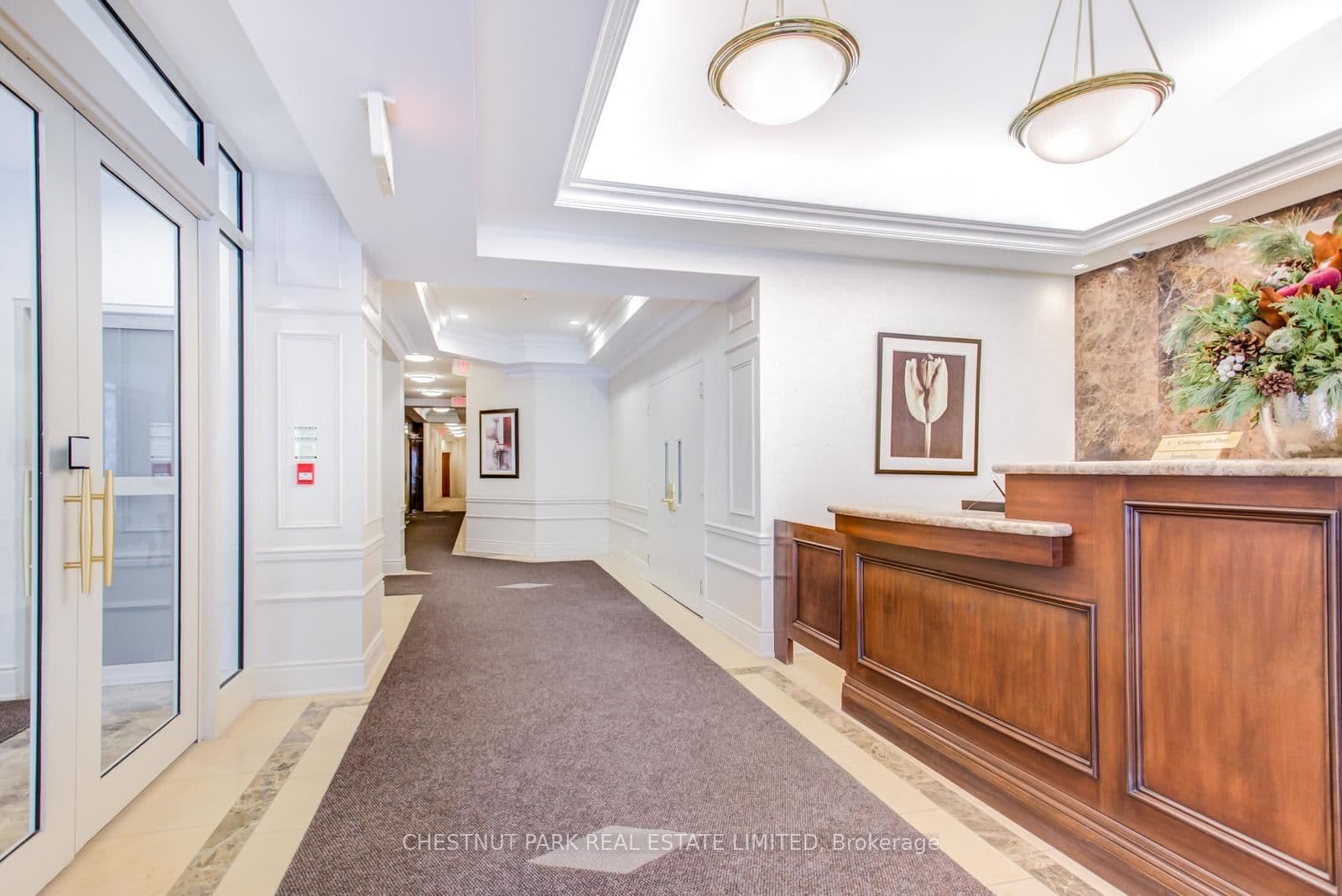 55 Delisle Avenue, Unit 901 thumbnail 38